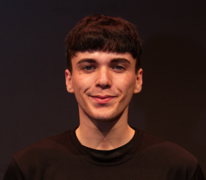 Daniel headshot profile